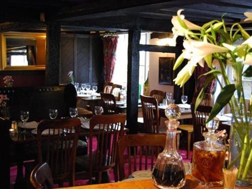 The Plume Of Feathers Farnham  Exterior foto